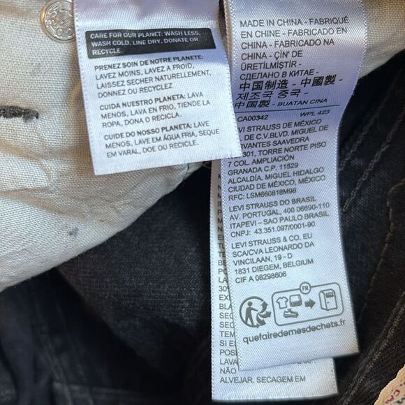 Levi’s x Barbie Ferrera Collab Urban Outfitters 90s 501 Jeans in Bunny Black - Picture 5 of 8